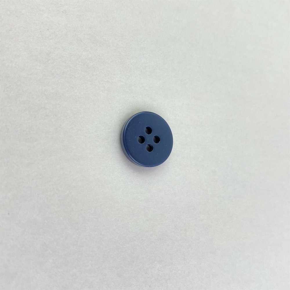 Jindal Button Shell Polyester Navy Blue 4-Hole Flat Buttons Size: 20
