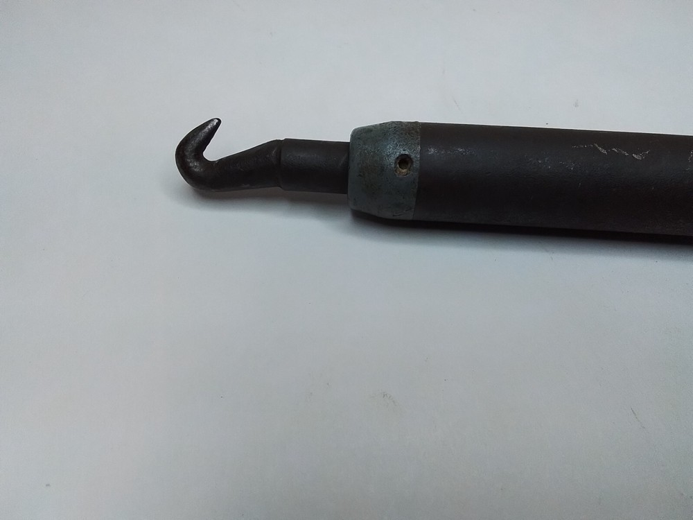 Vtg Handheld Retractable Hook Twist Tool Spring Loaded Pull & Twist Wire Rebar