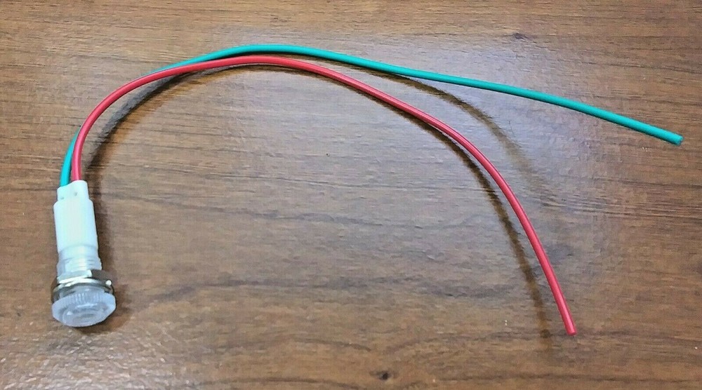 BBT 12 volt DC White LED Indicator Light