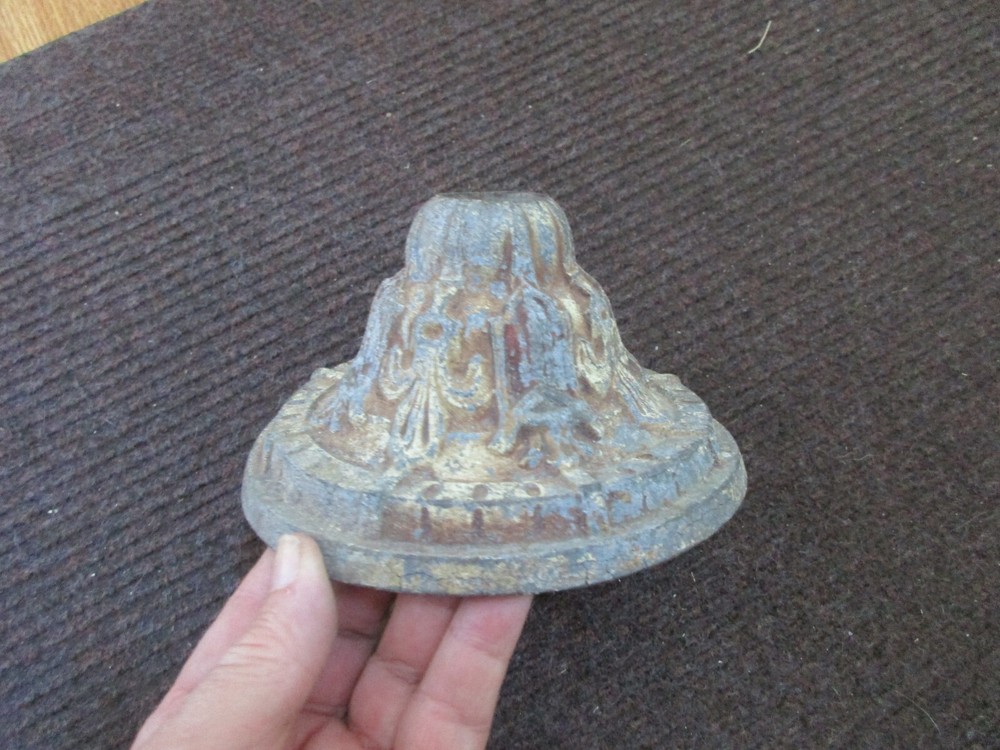 Vintage Metal single light fixture Base