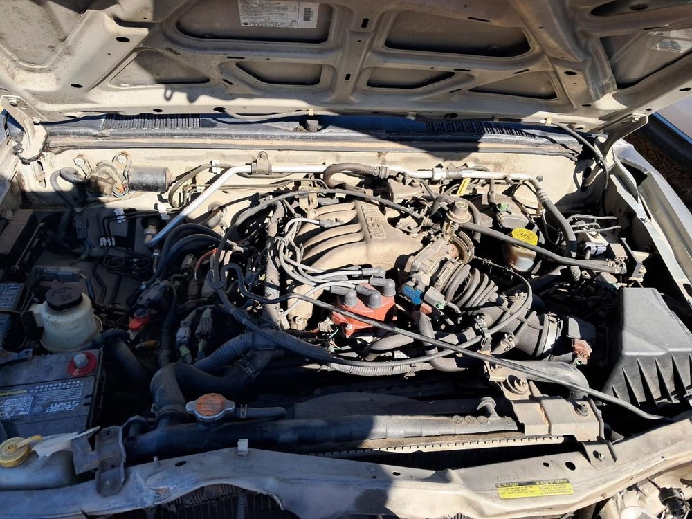 FRONTIER 2000 Glove Box 4828443