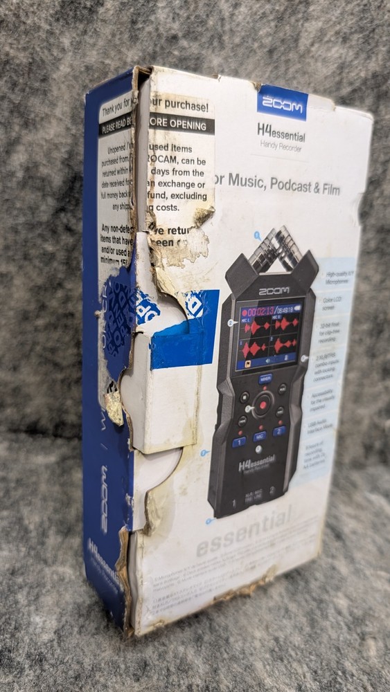 Zoom H4essential Handy Recorder 32-Bit Float 4-Track Handheld Digital Bundle