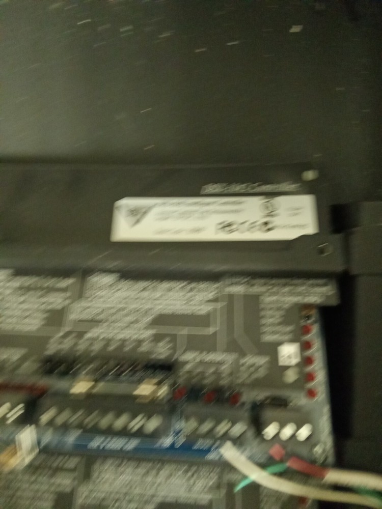 DSX Access System DSX-1040 with DSX-1042 Controllers