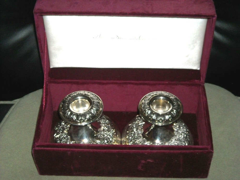 American silversmiths collection Godinger silver art candlestick holders in case