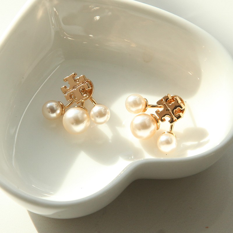 Tory Burch Britten Pearl Cluster Stud Earrings