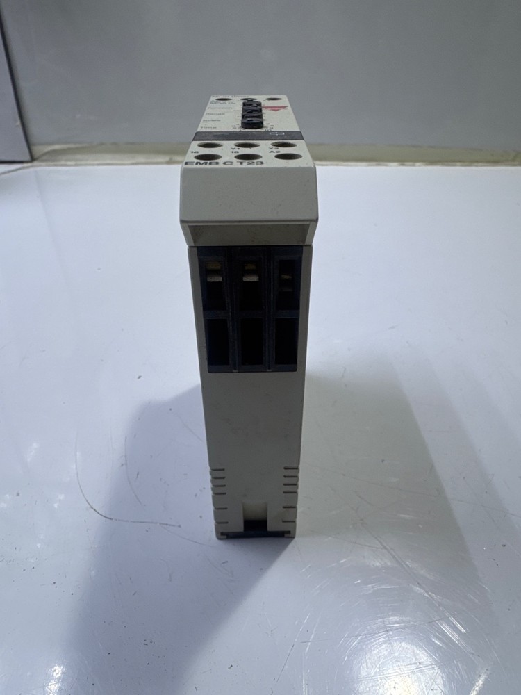 USED CARLO GAVAZZI EMBCT23 MULTI TIMER