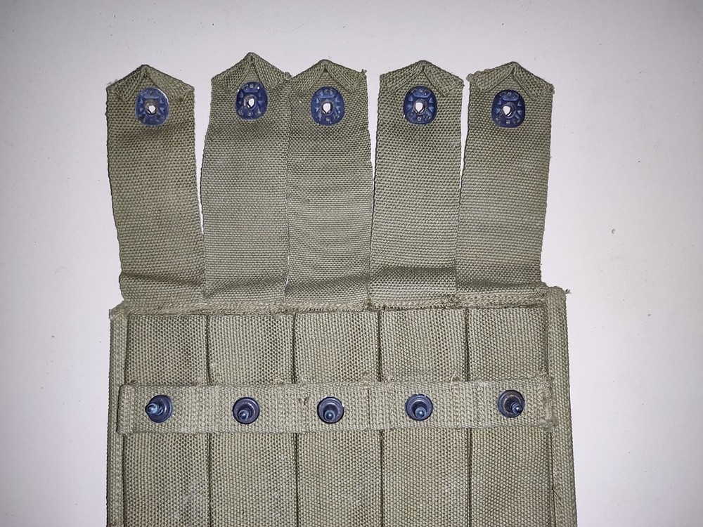 Original pouch, WWII US