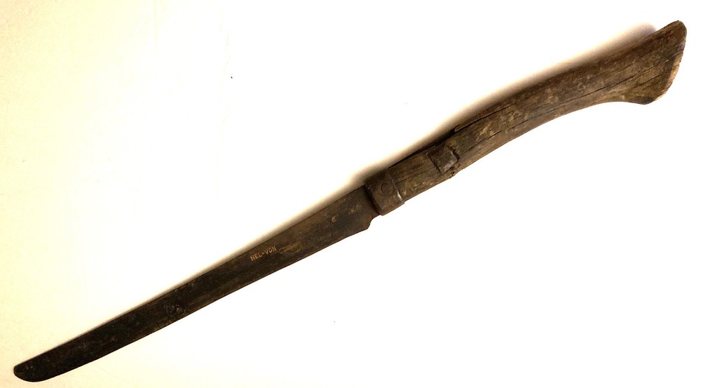 SCARCE PRIMITIVE HAND HELD CUTTER / SWORD