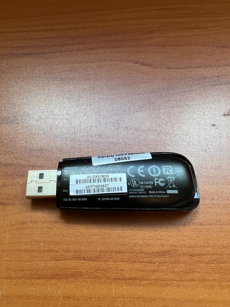Cisco-Linksys AE1000 High-Performance Wireless-N Adapter