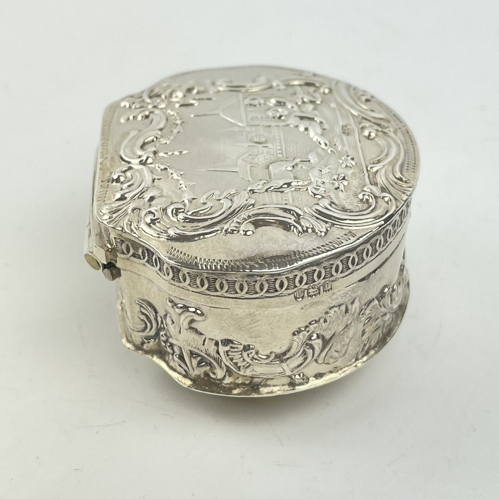 Antique Dutch Solid Silver Embossed Trinket Box 6cm x 5cm Shell Shaped