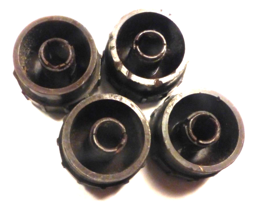 vintage SILVERTONE R1171 TABLETOP : SET OF 4 PUSH-ON "lettered" BAKELITE KNOBS