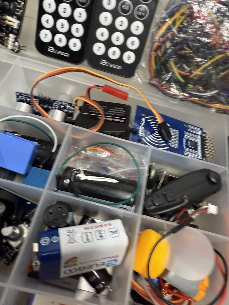 Solid State Electronics Project Kit See Photos Mostly New Never Used Open Box