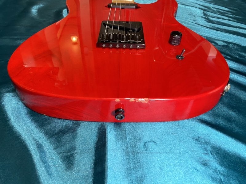 FERNANDES TE-85T (no260305)