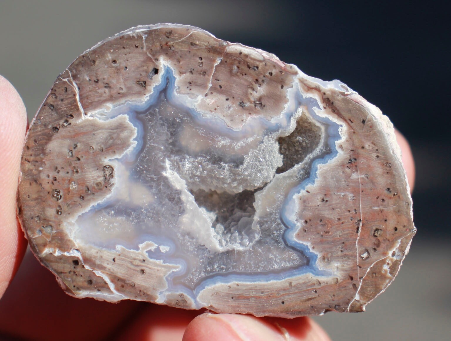 One Pound, 5-7 Whole Dugway Geodes • 1.5" - 2.0" diam.