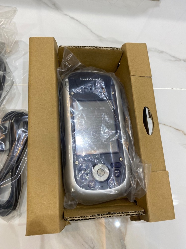 Ashtech MobileMapper 100 GPS receiver