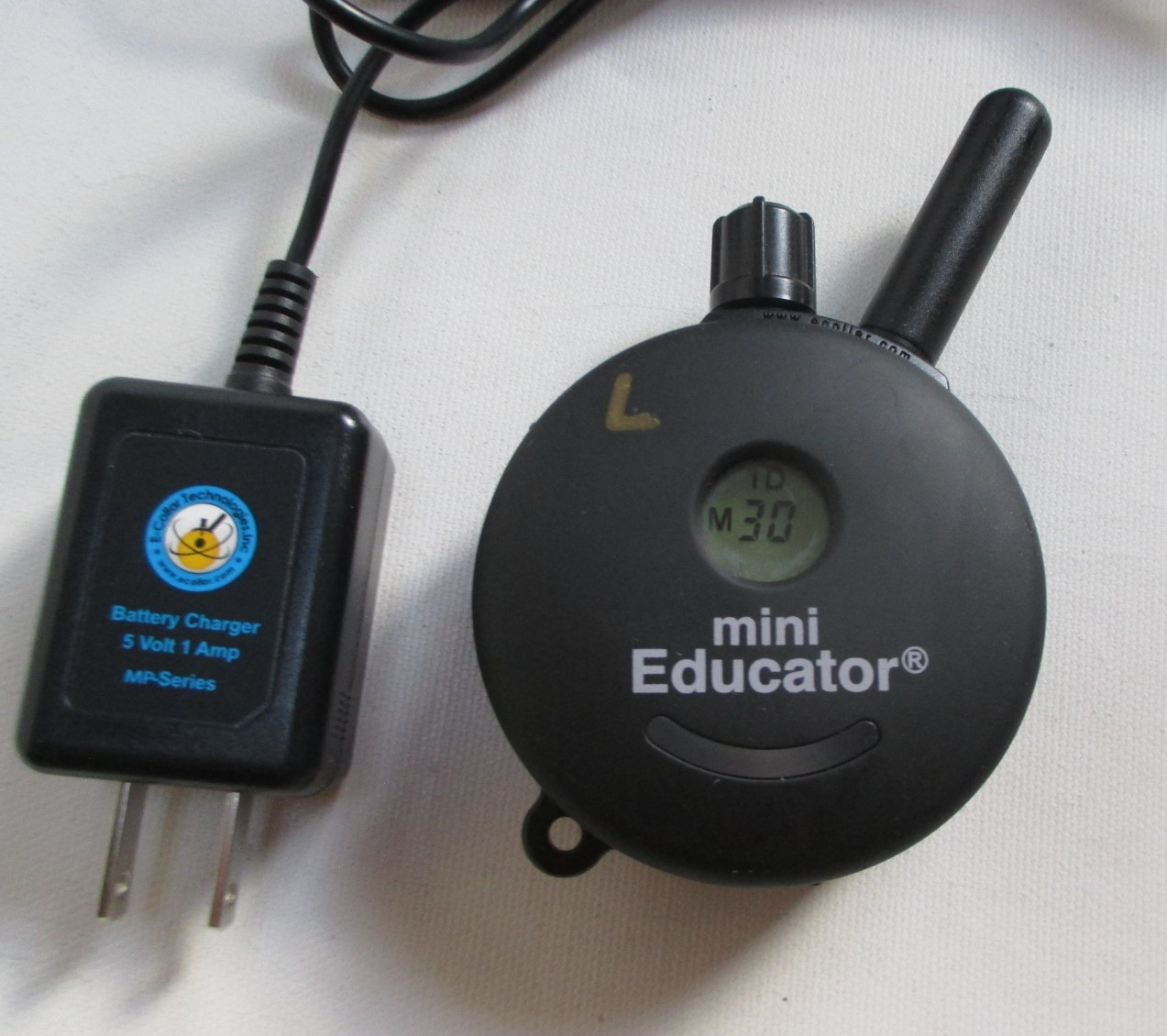 E-Collar Technologies Mini Educator ET-300 Remote Transmitter w/ Charger