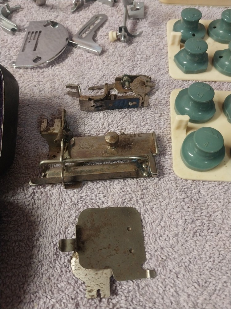 Vintage Sewing Machine Assorted Feet, Assorted Attachments, Bobbins, & Cases