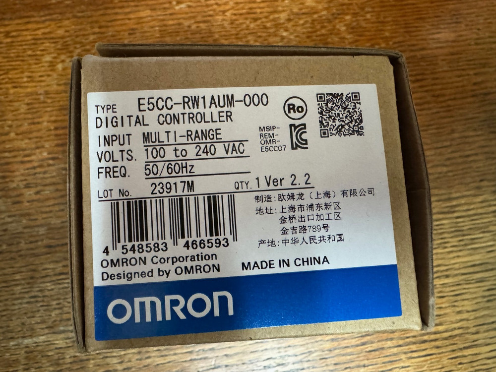 Omron, E5CC-RW1AUM-000, Digital Temp Controller
