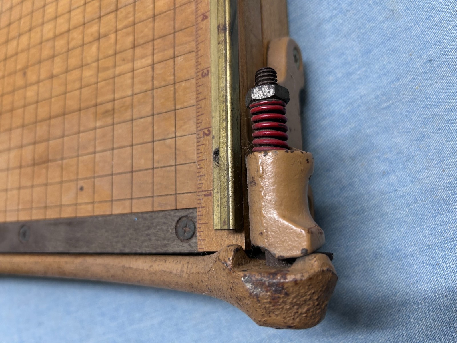 Vintage Ingento No. 3 Guillotine Paper Cutter Cast Iron Arm Wood Base Artists