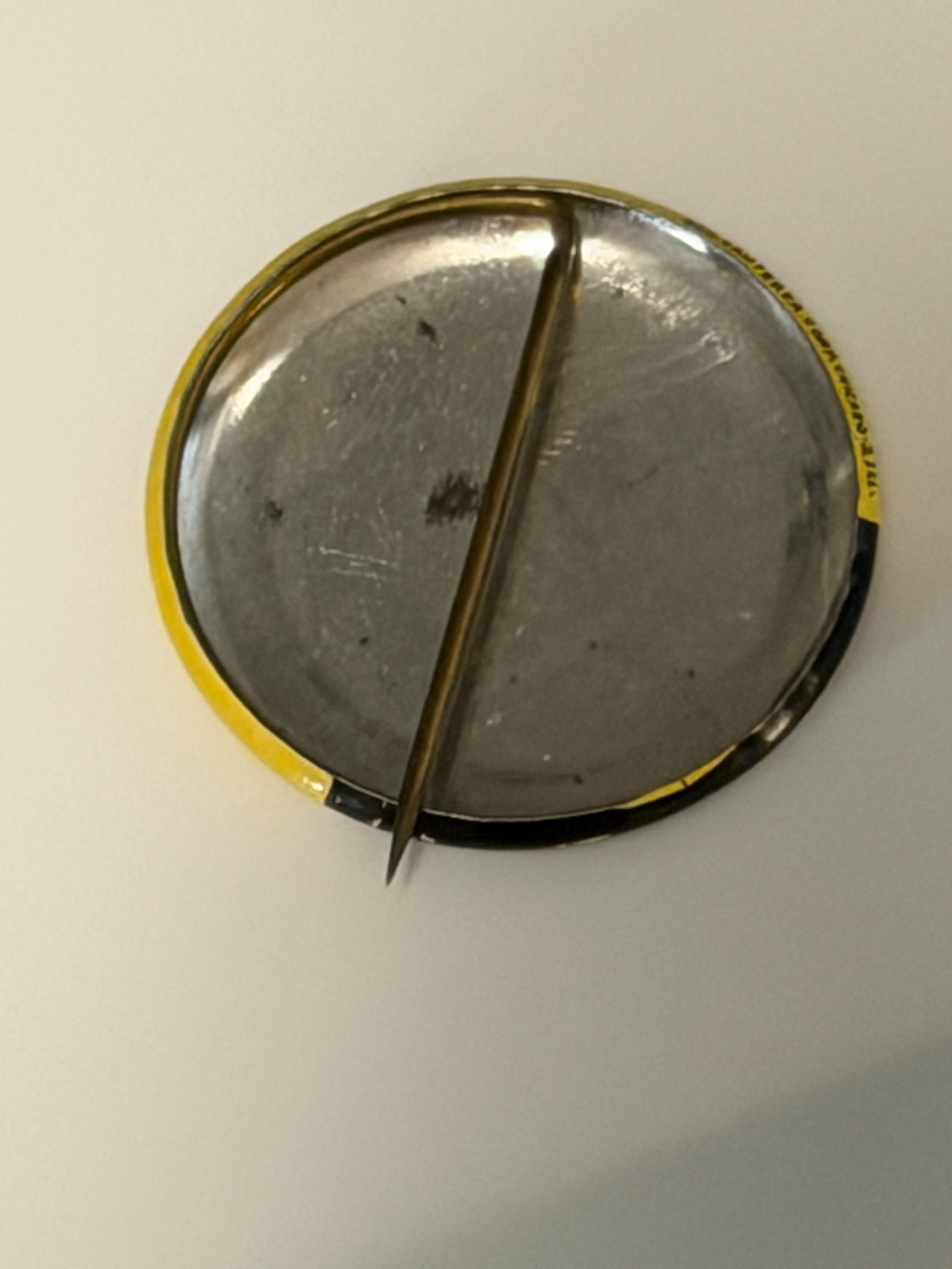 1950’s Hopalong Cassidy Hoppy’s Favorite Hawthorn-Mellody advertising pin