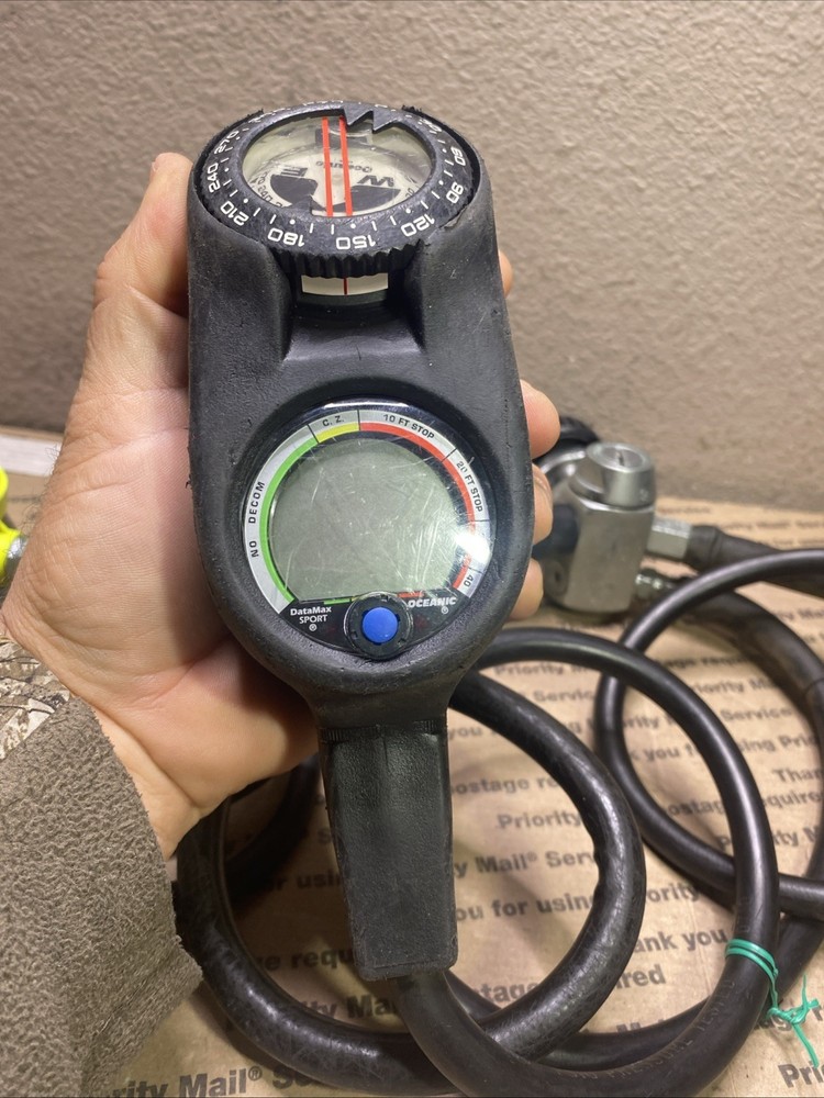 Oceanic Datamax Sport Puck Scuba Dive Computer (Untested)