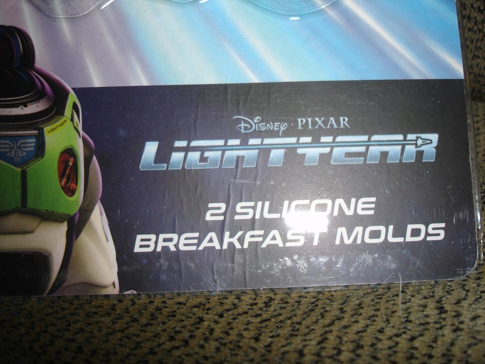 Disney Buzz Lightyear set 2 Silicone breakfast molds eggs pancakes