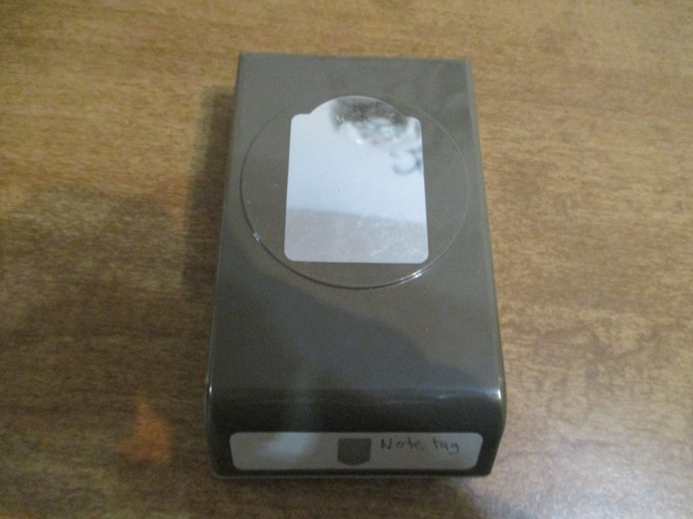 STAMPIN UP NOTE TAGS PAPER PUNCH