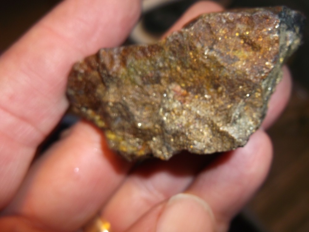 Gold, silver, copper, 95 grams samples ,ore high grade .