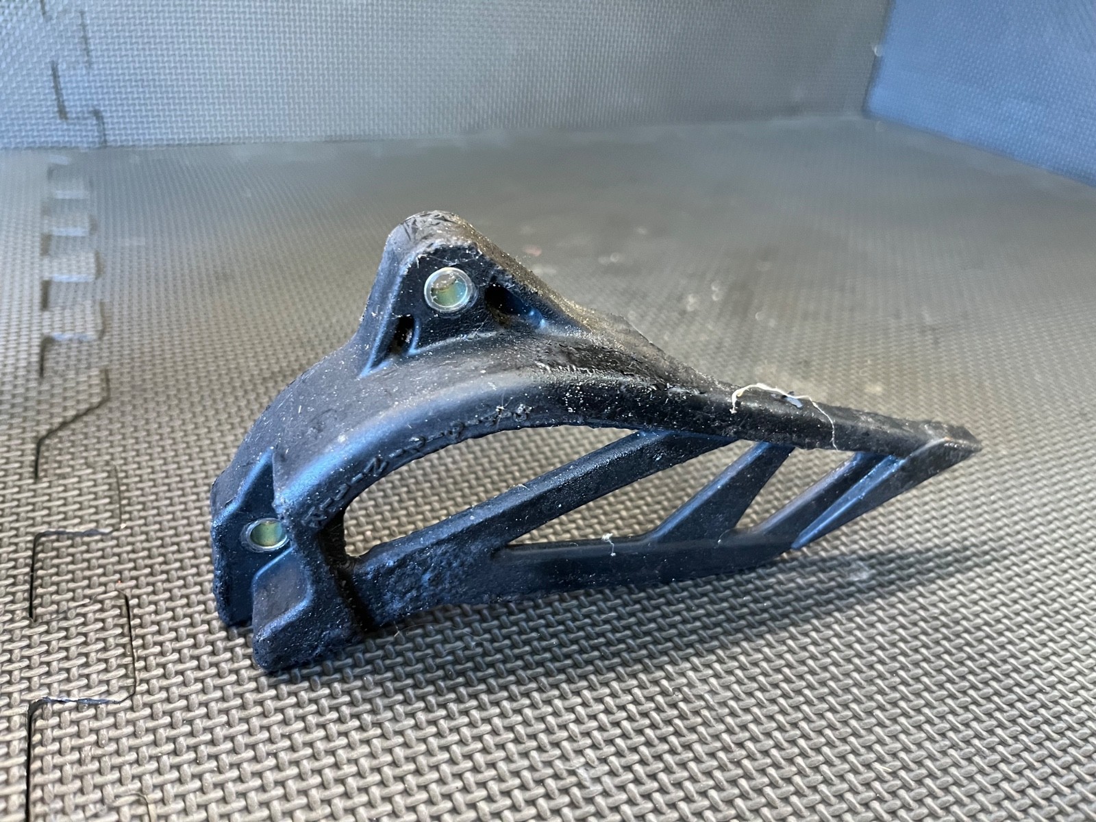 05-07 OEM POLARIS PREDATOR 500 Front Drive Chain Sprocket Cover Guard 3089673