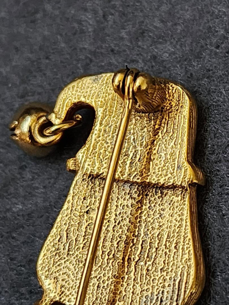 DANECRAFT SANTA WITH BELL PIN