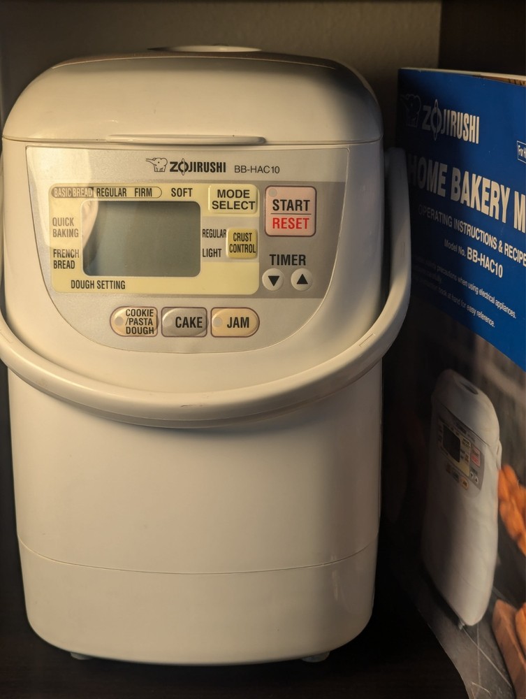 Zojirushi BB-HAC10 1 Pound Programmable Mini Breadmaker - Working - See Videos