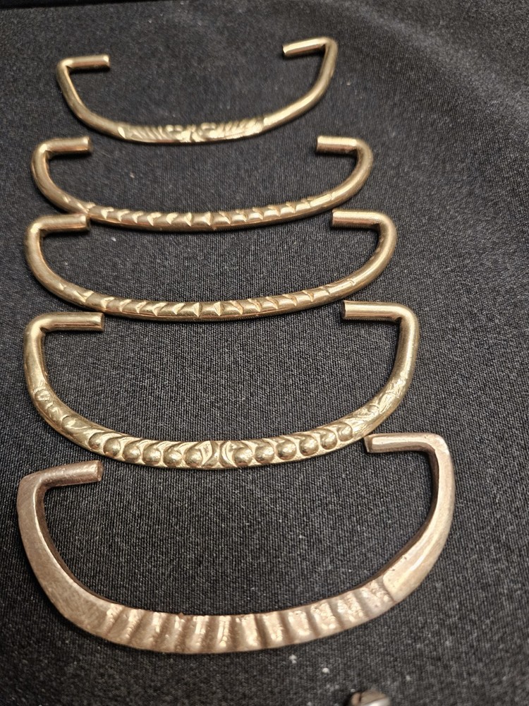 SET OF MISC BRASS PULLS