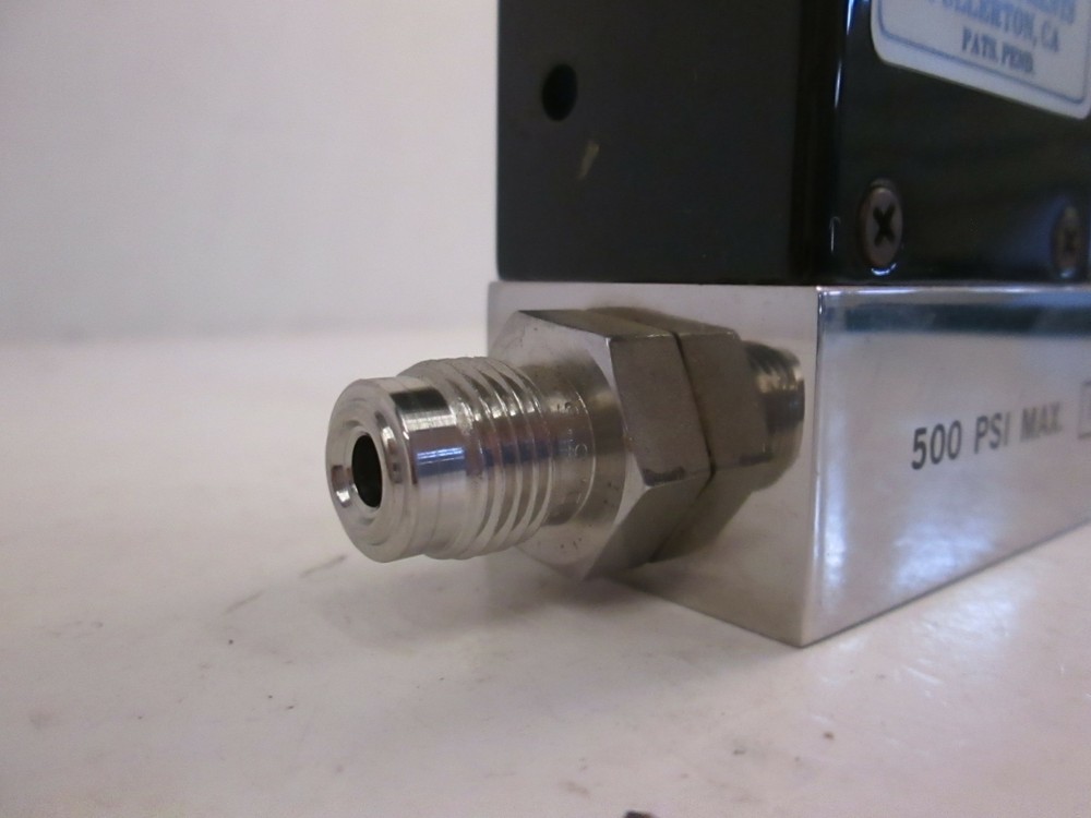 Unit UFC-1000 Mass Flow Controller MFC, C2F6, 2 SLM