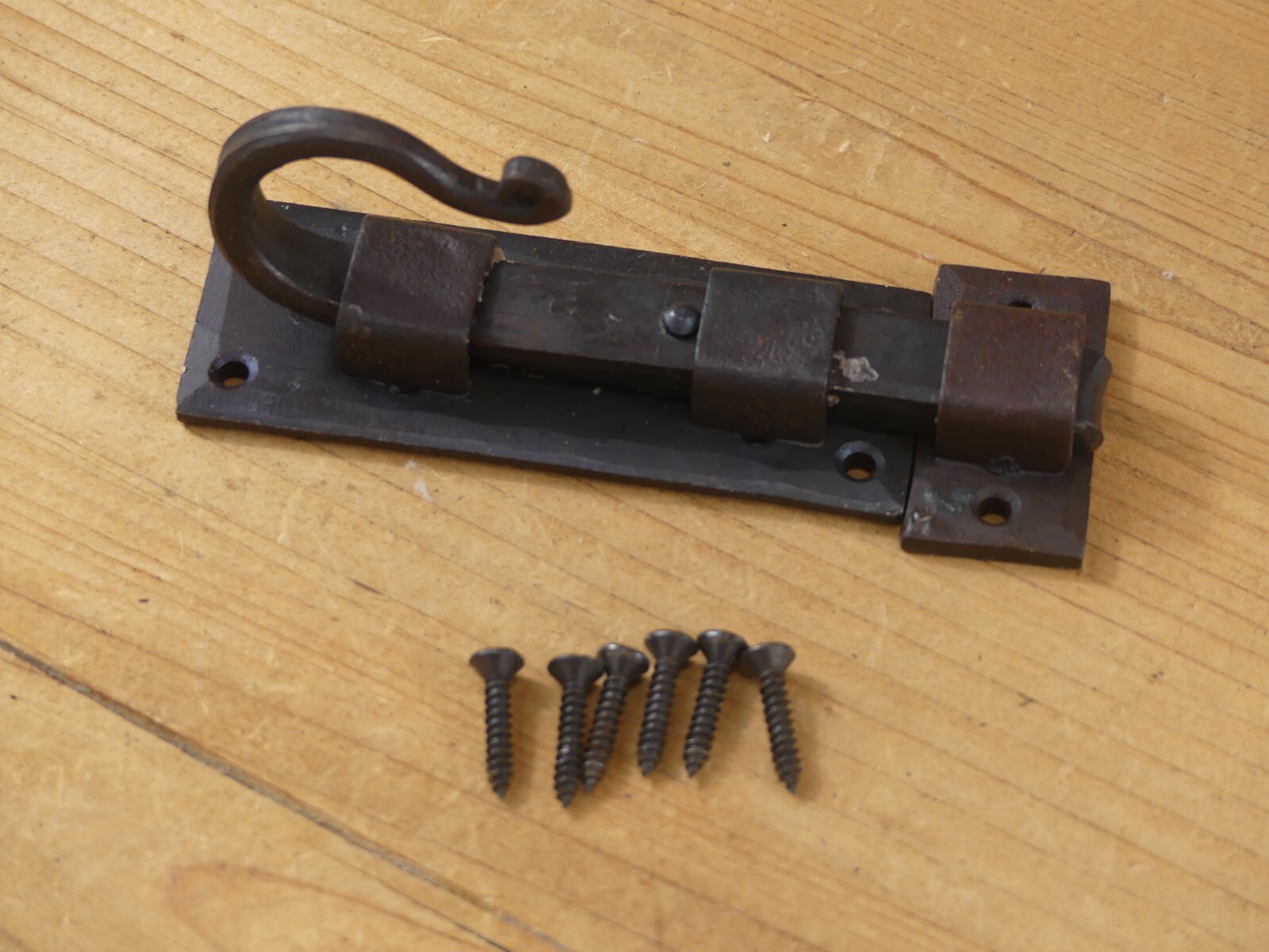 IRON FLAT SLIDING LOCK CABINET DOOR CUPBOARD DEAD BOLT SLIDE LATCH BARN BARREL