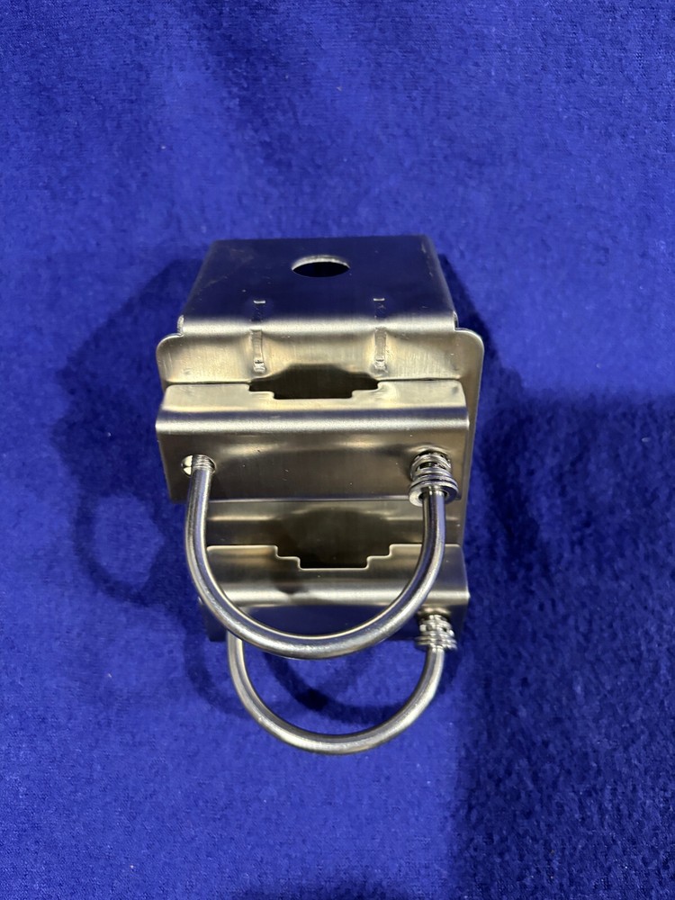 Pole Mount Outdoor Antenna Mounting Bracket