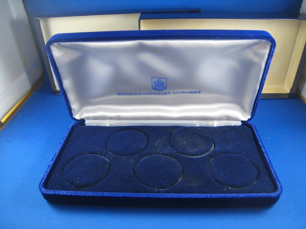 BERMUDA MONETARY AUTHORITY COIN CASE (wscc20)