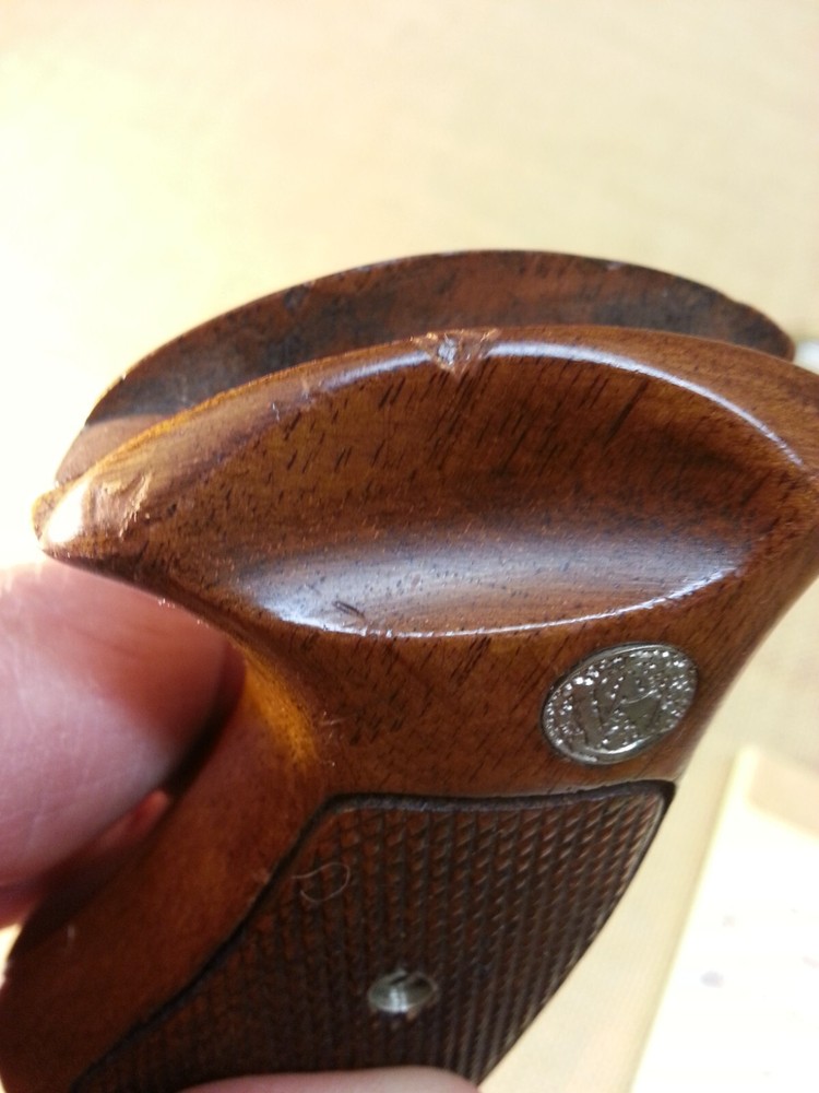 Original Smith & Wesson J Frame Square Butt Presentation " Target " Grips NICE