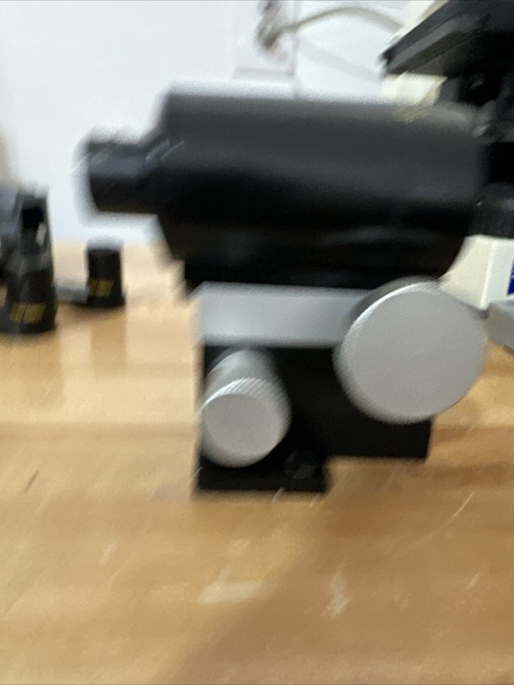 Melles Griot Microscope body