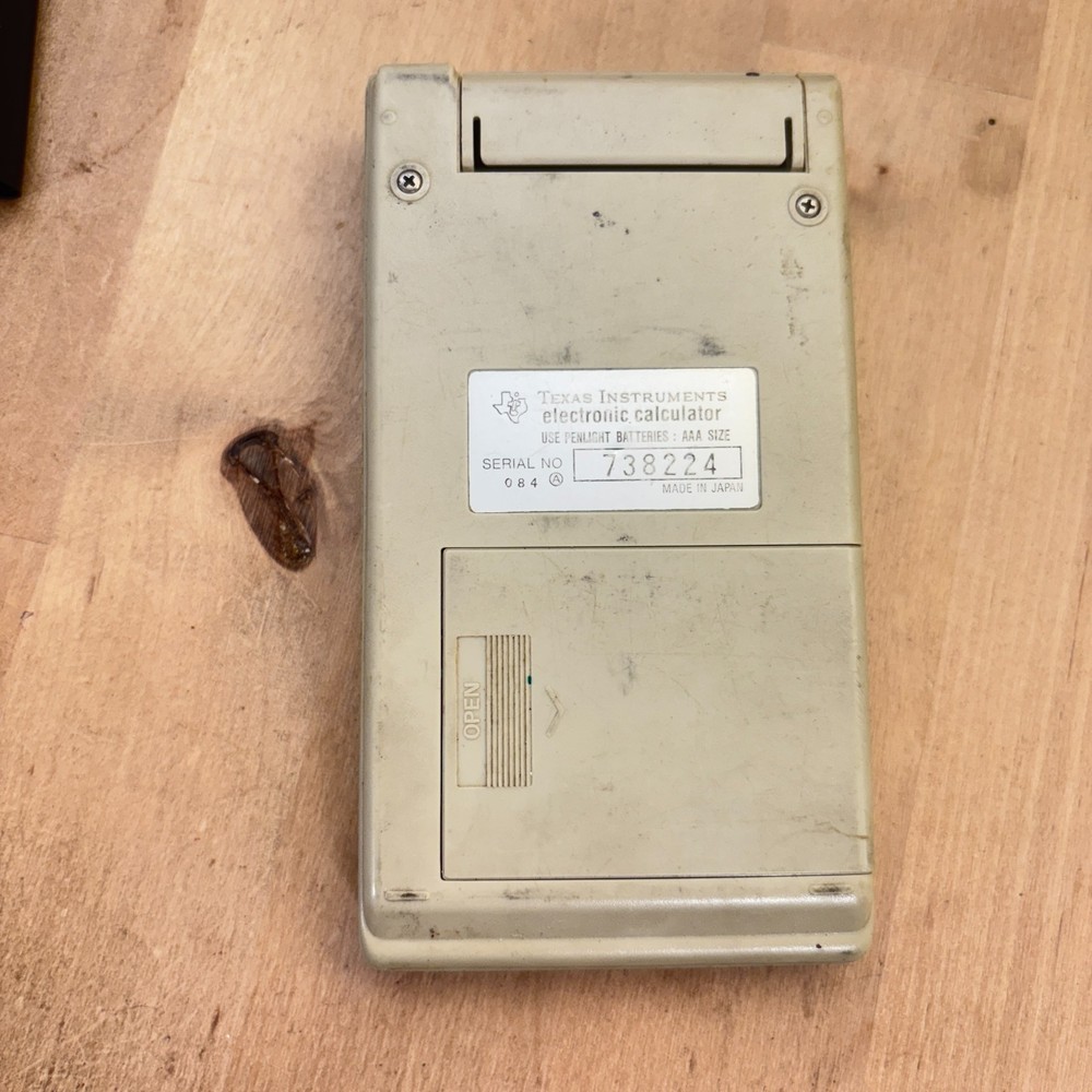 Lot 5 Vtg Calculators, Texas Instruments, Casio, Sharp, Caliber