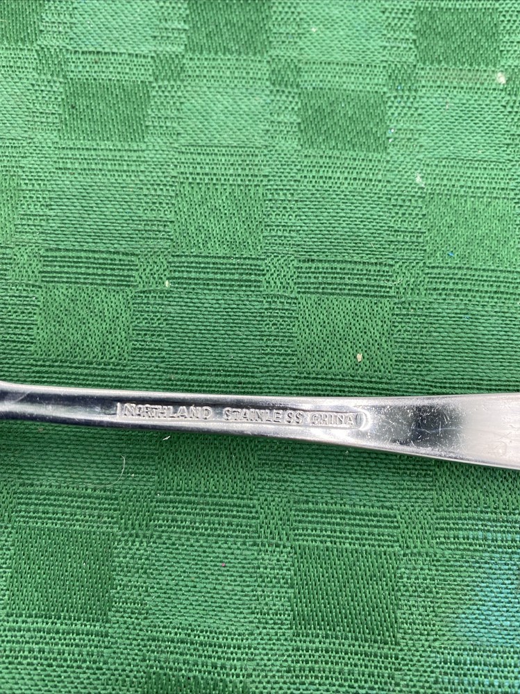 Northland (Oneida) Village Common pattern Salad Fork 6.75”