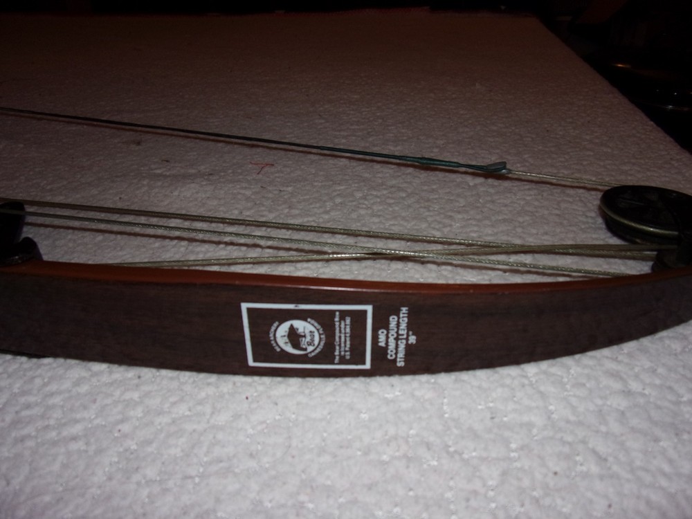 Bear Whitetail Hunter Compound Bow SEE DESCRIPTION