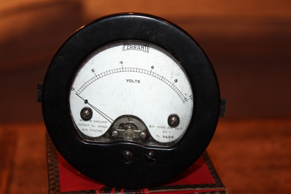 Vintage FERRANTI Volt Meter In Original Box Case - Untested 8.5cm dia x 4cm
