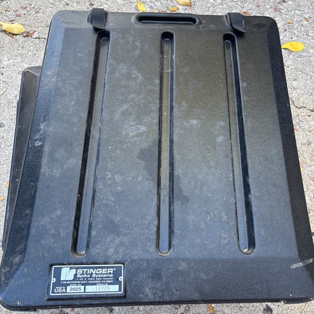 Stinger Spike System Model 2025 Tire Deflation
