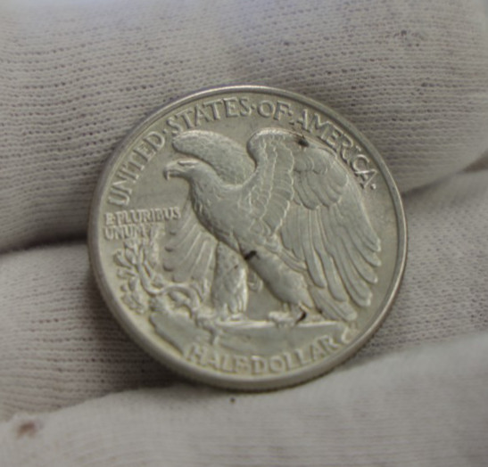 1943 US Walking Liberty Silver Half AU +