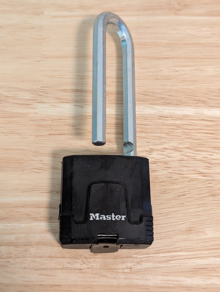 Master Lock Level 8 Max Security 2 1/2" Keyed Outdoor Padlock Covered & 2 Keys