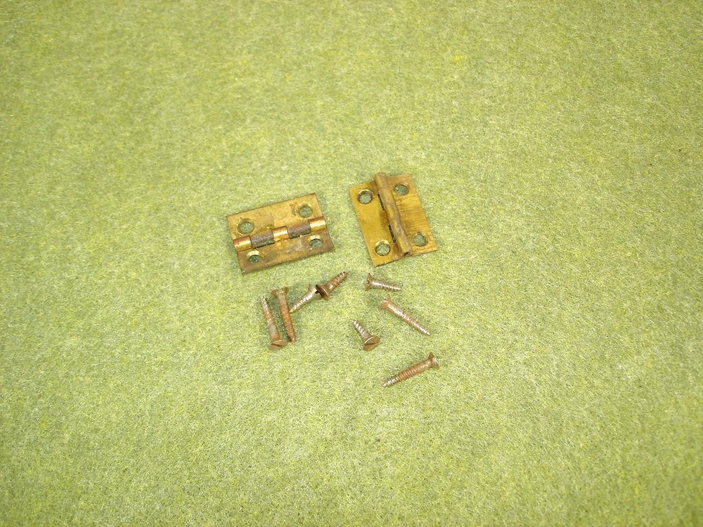 Edison Standard Phonograph Bedplate Hinges