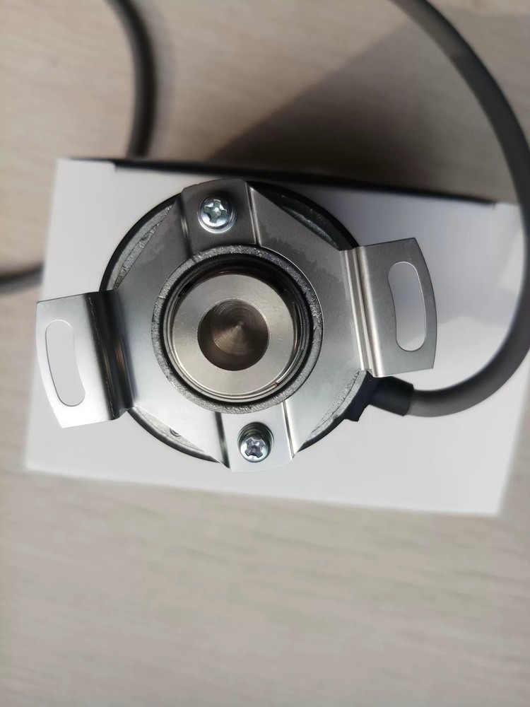 1pcs New NEMICON HES-10-2MHT-800-050-00EA Encoder