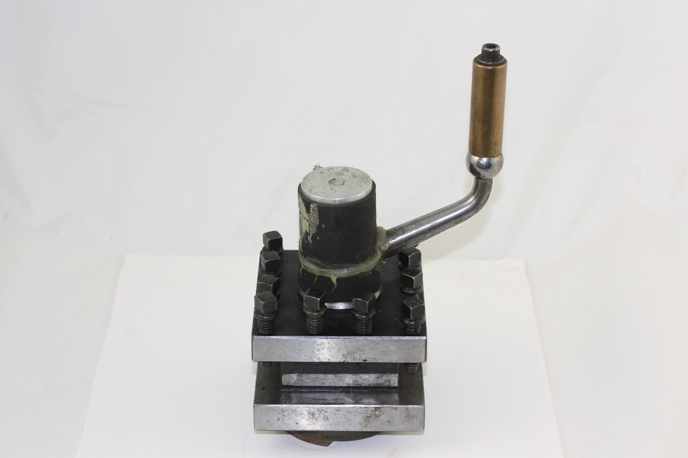 4-WayTool Post