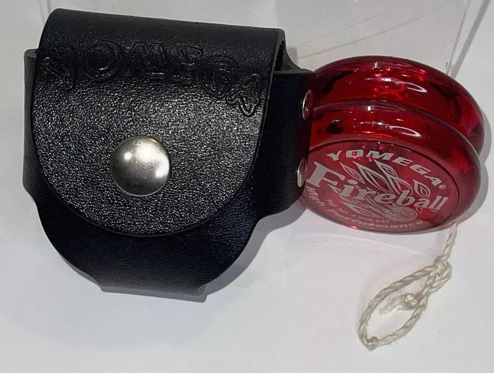 Yomega High Performance Red Plastic Fireball Yo-yo with leather case