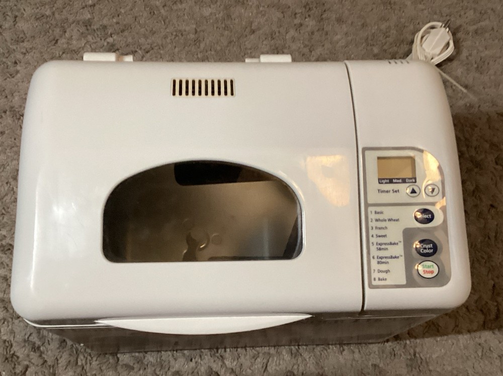 Breadmaker Sunbeam Expressbake Bread Machine 5833 TESTED Bread Pan & Paddle